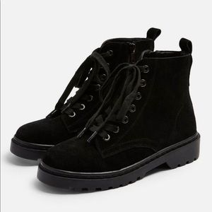 TOPSHOP BUMBLE SUEDE LACE UP BOOTS
